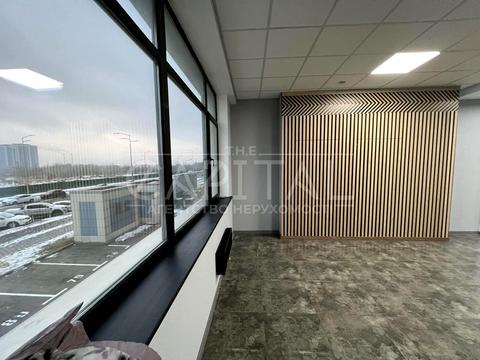 комерційна за адресою Трускавецька вул., 6А