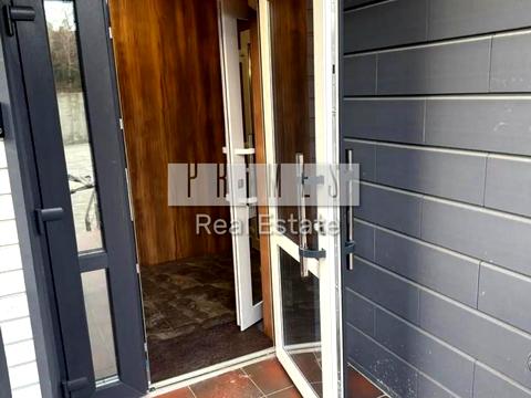 комерційна за адресою вул. Кустанайська, 13