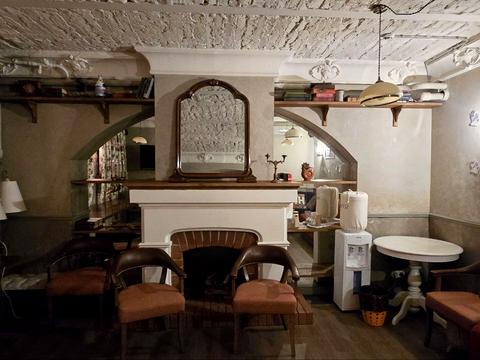 комерційна за адресою Преображенська вул., 11