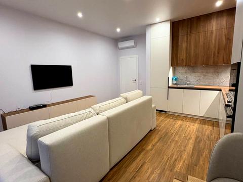 квартира за адресою Богдана Хмельницького вул., (ЖК Вежа (будинок 1))