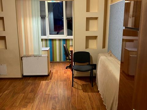 квартира за адресою Академіка Корольова просп., 12