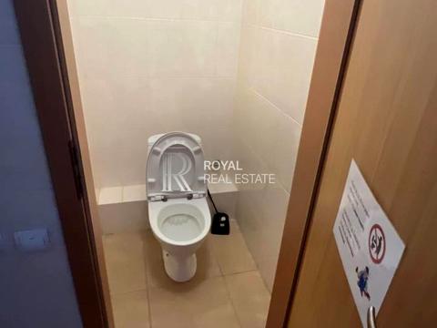 комерційна за адресою Лаврська вул. (Січневого Повстання), 1