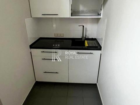 комерційна за адресою Київ, Лаврська вул. (Січневого Повстання), 8