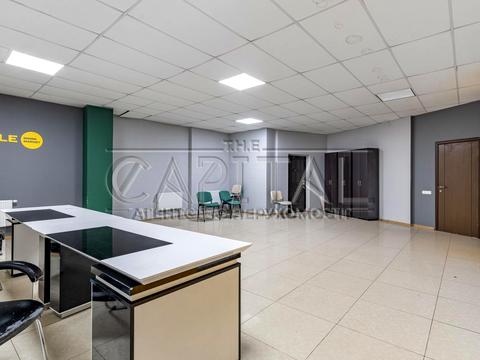 комерційна за адресою Київ, Світла вул., 3