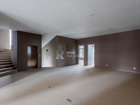 комерційна за адресою Новоселицька вул., 7