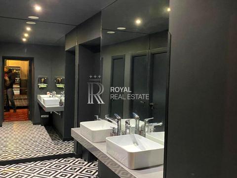 коммерческая по адресу Дружби Народів пл., 1