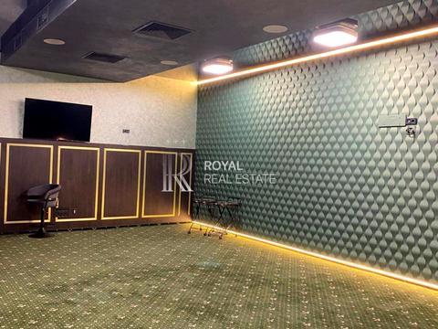 коммерческая по адресу Дружби Народів пл., 1