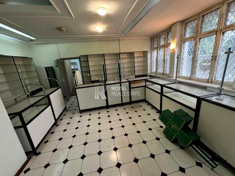 комерційна за адресою Нищинського, 5