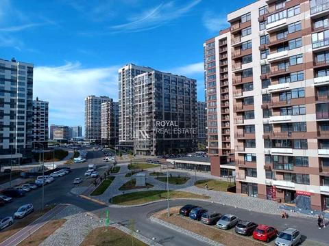 комерційна за адресою Олександра Олеся вул., 2