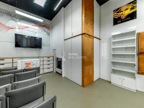 комерційна за адресою Старонаводницька вул., 6-Б