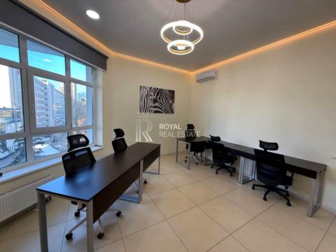 комерційна за адресою Кловський Узвіз вул., 7-А