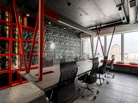 комерційна за адресою Кловський Узвіз вул., 7-А