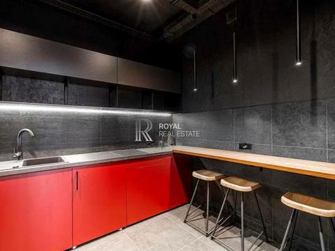 комерційна за адресою Кловський Узвіз вул., 7-А