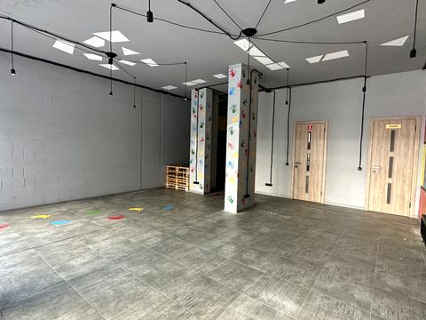 комерційна за адресою Університетська вул., 1п/1