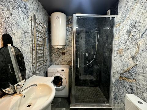 квартира за адресою Залізнична вул., 9А