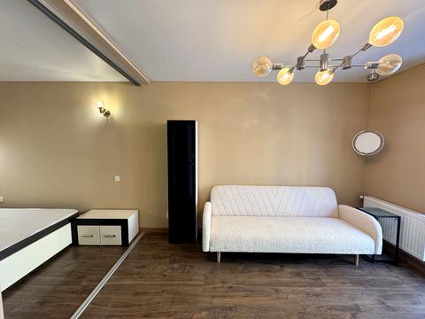 квартира за адресою Залізнична вул., 9А