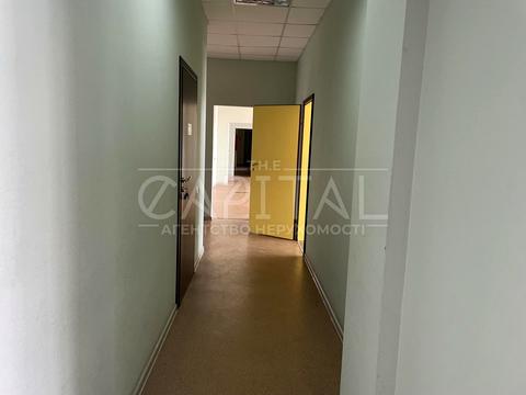 комерційна за адресою Харківське шосе, 201-203