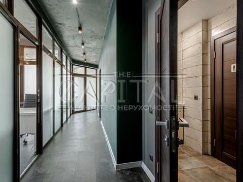 комерційна за адресою Київ, Срібнокільська вул., 1