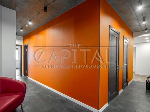 комерційна за адресою Київ, Срібнокільська вул., 1