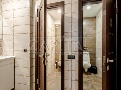 комерційна за адресою Київ, Срібнокільська вул., 1