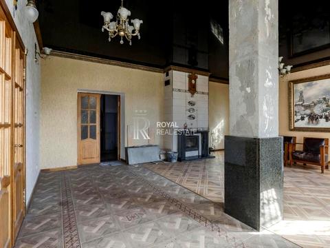 будинок за адресою Грушевского