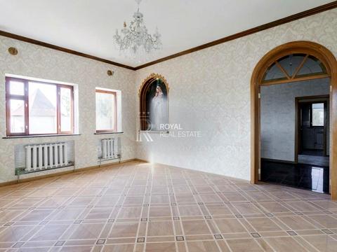 будинок за адресою Грушевского