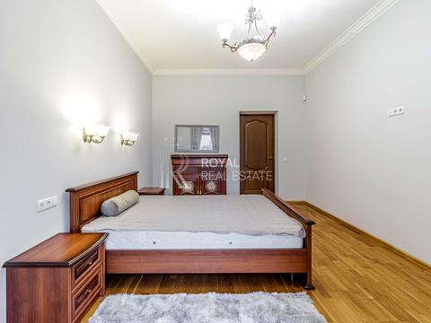 будинок за адресою Продольна, 1