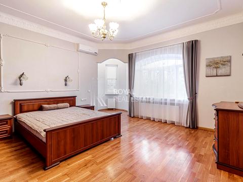 будинок за адресою Продольна, 1