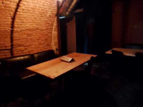 комерційна за адресою Митна пл. (), 1