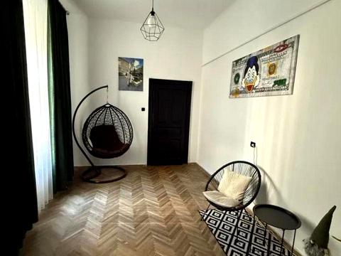 квартира за адресою Гетьмана Петра Дорошенка вул. (), 56