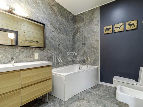 дом по адресу Днепровская набережная ул.