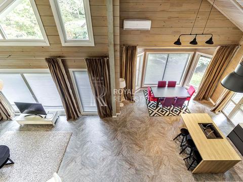 дом по адресу Днепровская набережная ул.