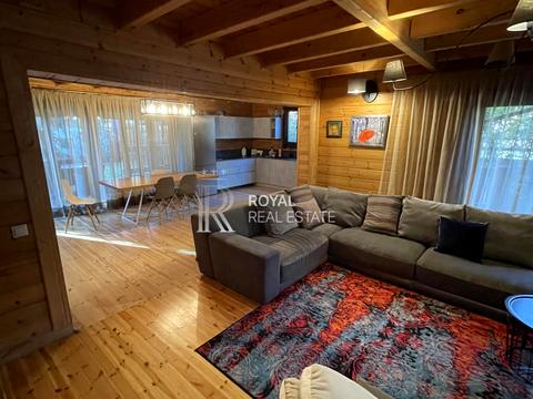 будинок за адресою Центральна вул.