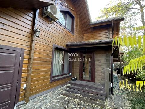 будинок за адресою Центральна вул.