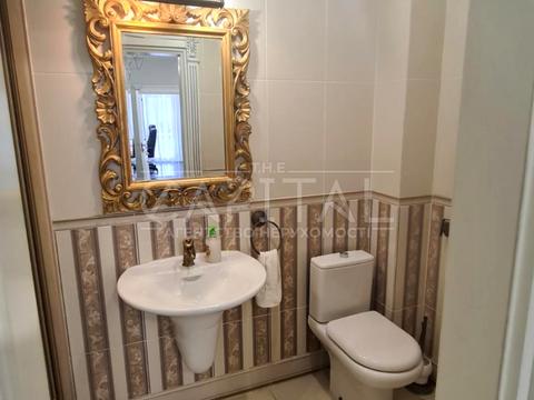 комерційна за адресою Київ, Павла Тичини просп., 18-Б