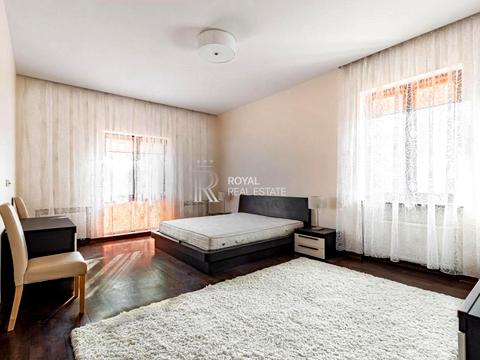 будинок за адресою Святищенська вул.