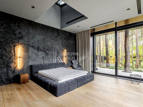 дом по адресу с. Гнедин, Центральная ул.