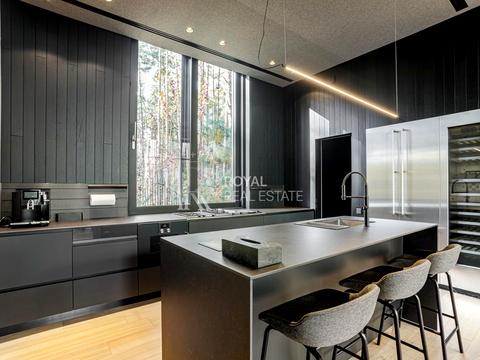 дом по адресу с. Гнедин, Центральная ул.