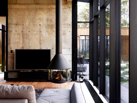 дом по адресу с. Гнедин, Центральная ул.