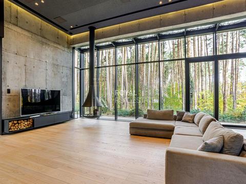 дом по адресу с. Гнедин, Центральная ул.