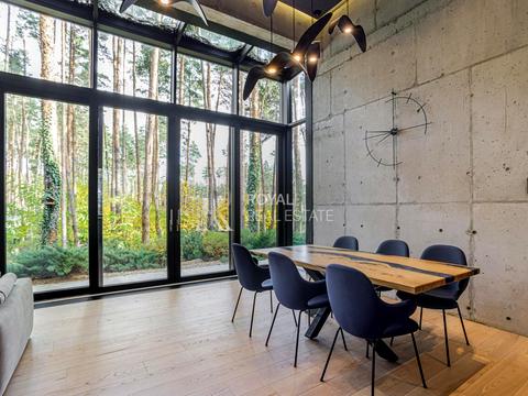 дом по адресу с. Гнедин, Центральная ул.