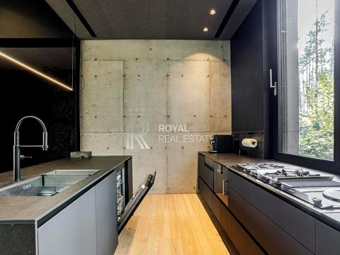 дом по адресу с. Гнедин, Центральная ул.