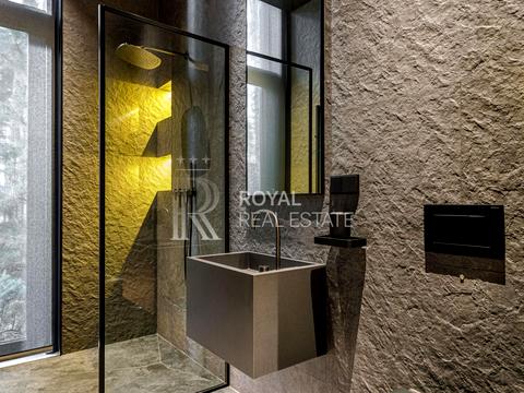 дом по адресу с. Гнедин, Центральная ул.