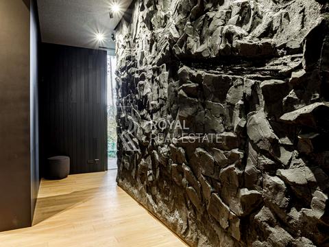 дом по адресу с. Гнедин, Центральная ул.