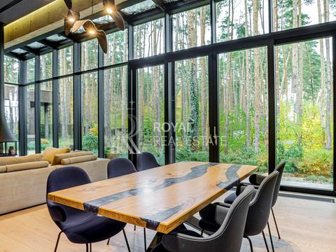 дом по адресу с. Гнедин, Центральная ул.