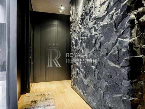 дом по адресу с. Гнедин, Центральная ул.