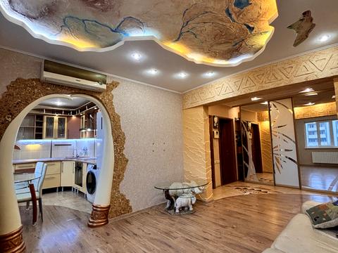 квартира за адресою Наталії Ужвій вул., 70