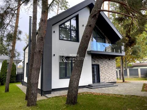 будинок за адресою Анни Ярославни вул.