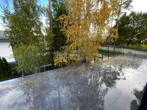 будинок за адресою Анни Ярославни вул.