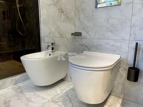 будинок за адресою Анни Ярославни вул.